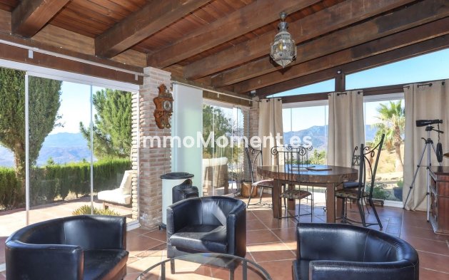 Reventa - Villa independiente - Interior  - Alozaina