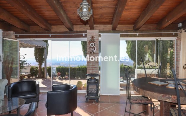 Reventa - Villa independiente - Interior  - Alozaina
