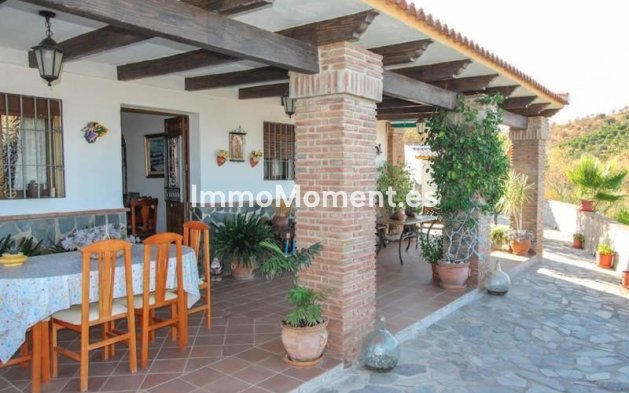 Revente - Villa - Intérieur                       - Guaro