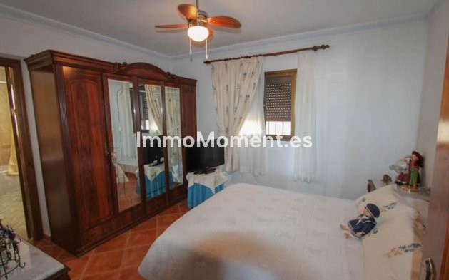 Revente - Villa - Intérieur                       - Guaro