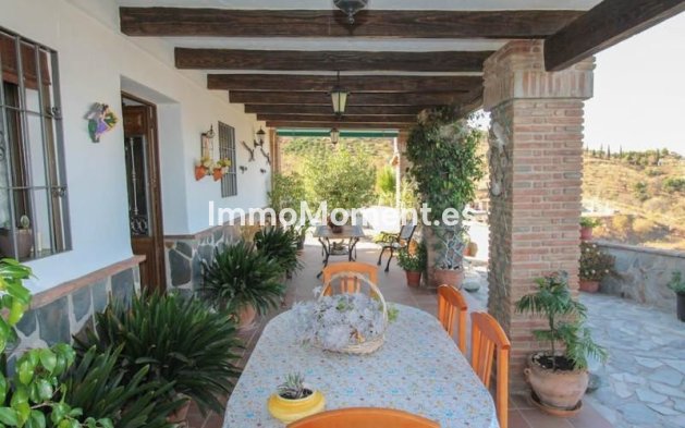 Revente - Villa - Intérieur                       - Guaro