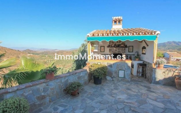 Revente - Villa - Intérieur                       - Guaro