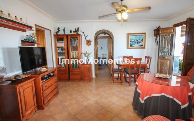 Revente - Villa - Intérieur                       - Guaro