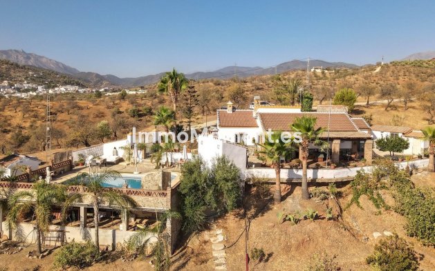 Revente - Villa - Intérieur                       - Guaro