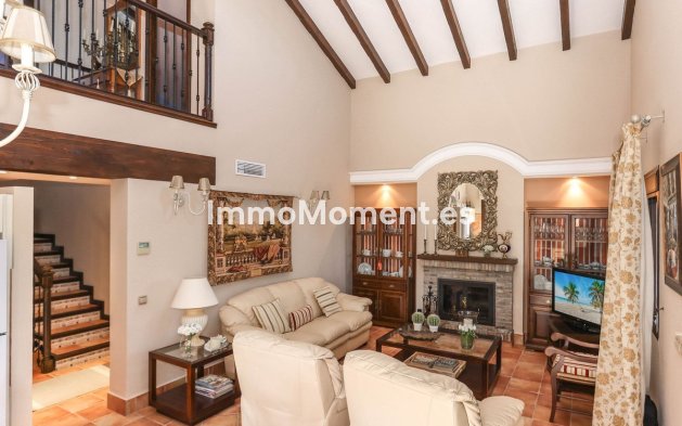 Wiederverkauf - Villa -   Inländisch - Guaro