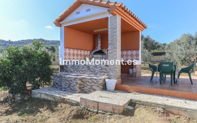 Wiederverkauf - Villa -   Inländisch - Guaro