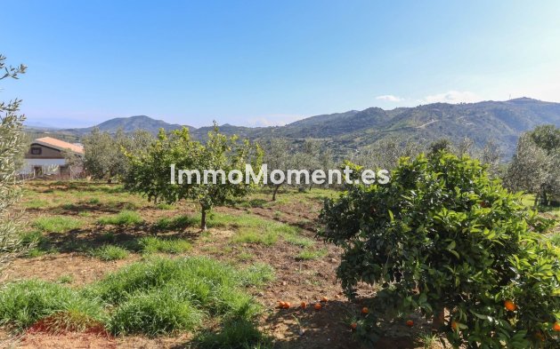 Wiederverkauf - Villa -   Inländisch - Guaro