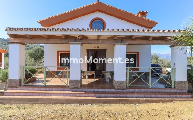 Wiederverkauf - Villa -   Inländisch - Guaro