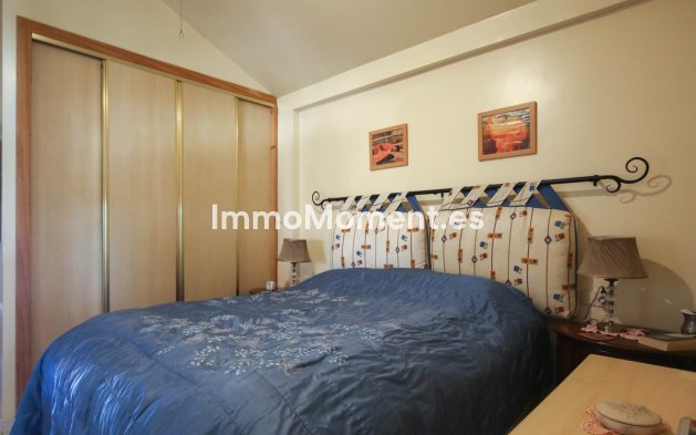 Wiederverkauf - Villa -   Inländisch - Cártama Centro