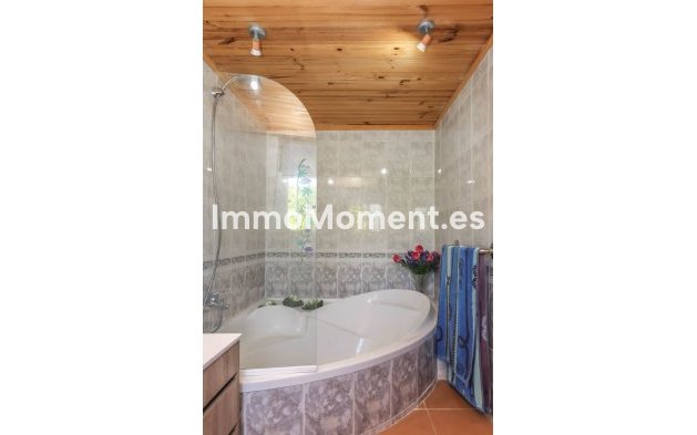 Wiederverkauf - Villa -   Inländisch - Cártama Centro