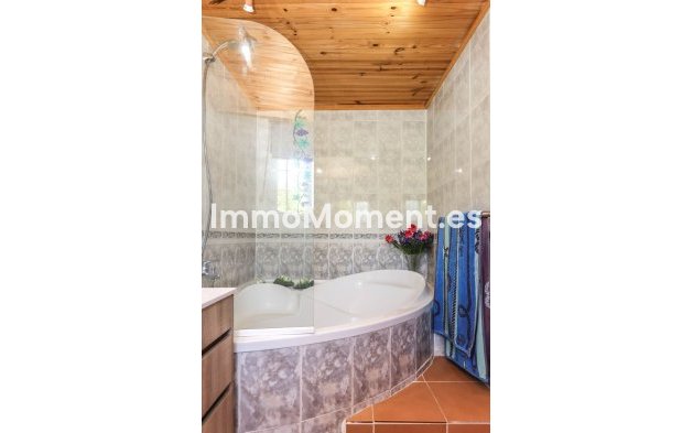 Wiederverkauf - Villa -   Inländisch - Cártama Centro