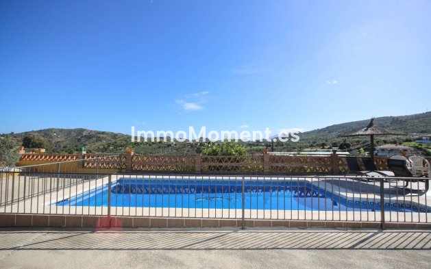 Revente - Villa - Intérieur                       - Monda