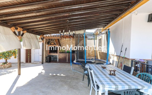Revente - Villa - Intérieur                       - Monda