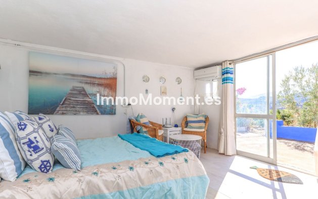 Revente - Villa - Intérieur                       - Guaro