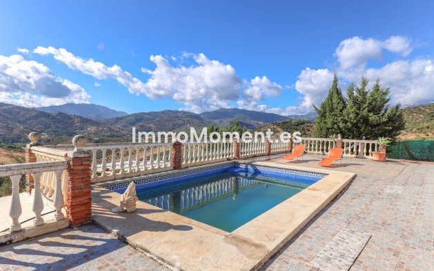 Revente - Villa - Intérieur                       - Guaro