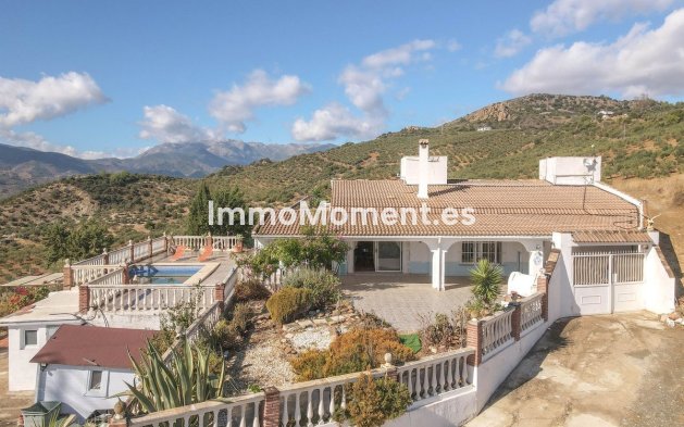 Revente - Villa - Intérieur                       - Guaro