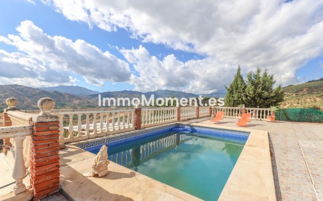 Revente - Villa - Intérieur                       - Guaro