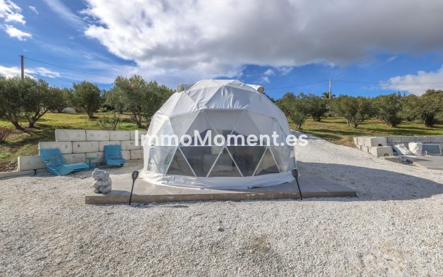 Wiederverkauf - Villa -   Inländisch - Coín