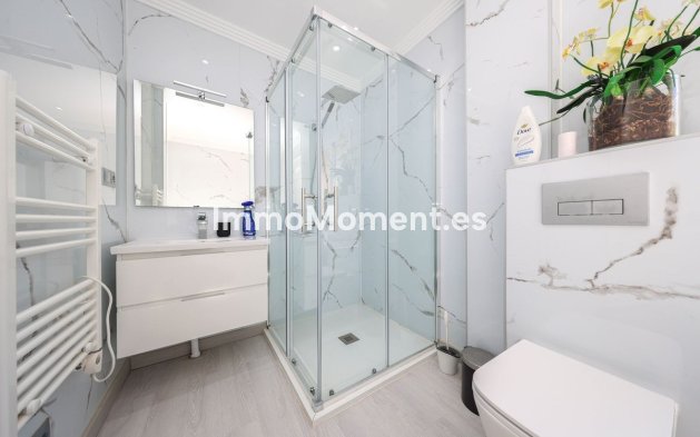 Reventa - Villa - Interior  - Coín