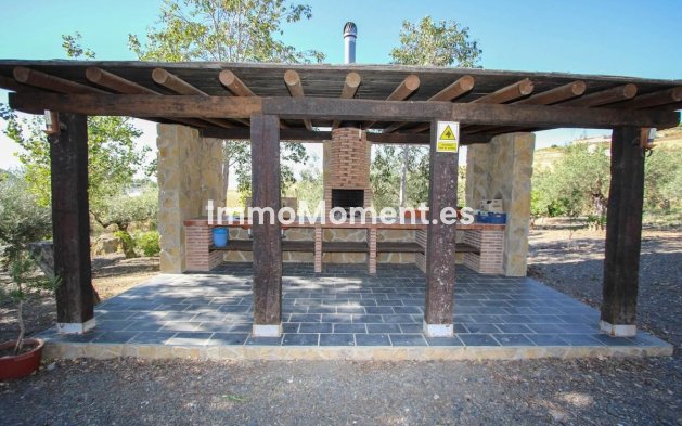 Resale - Villa - Inland  - Pizarra