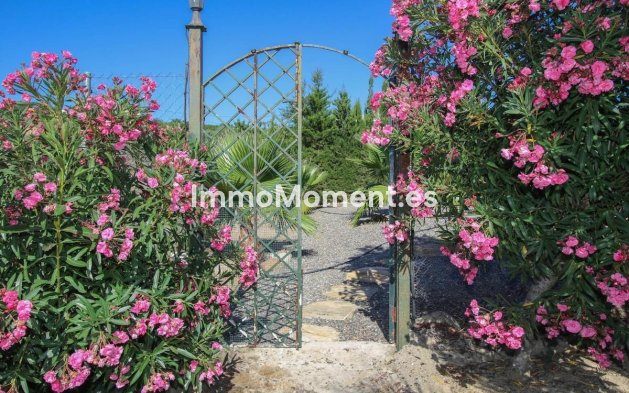 Resale - Villa - Inland  - Pizarra