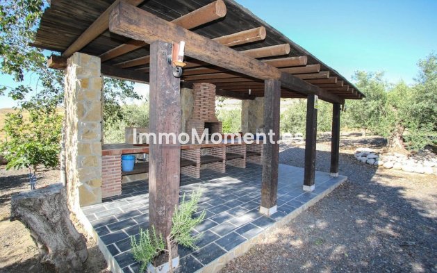 Resale - Villa - Inland  - Pizarra