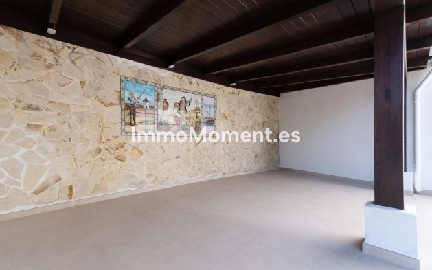 Wiederverkauf - Villa - Marbella - Marbella Centro