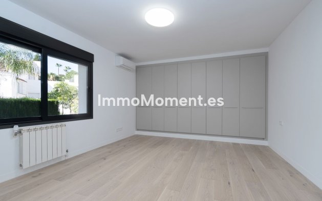 Wiederverkauf - Villa - Marbella - Marbella Centro