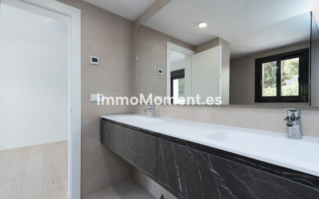 Wiederverkauf - Villa - Marbella - Marbella Centro