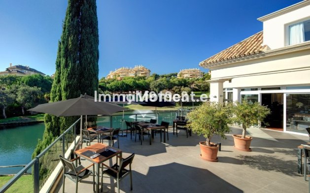 Wiederverkauf - Wohnung - Marbella - Elviria