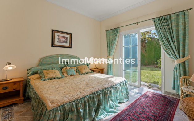 Wiederverkauf - Villa - Marbella - Elviria