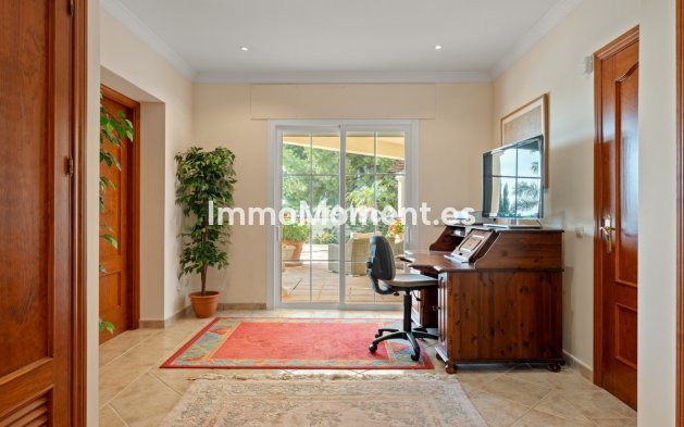 Wiederverkauf - Villa - Marbella - Elviria