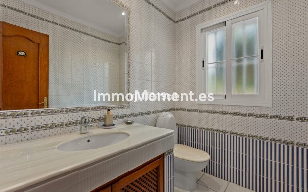 Wiederverkauf - Villa - Marbella - Elviria