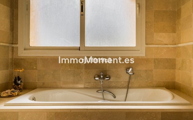 Revente - Appartement - Marbella - Elviria