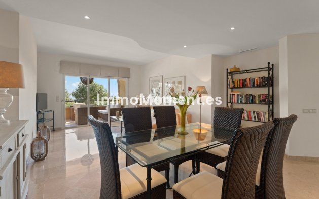 Resale - Apartment - Marbella - Elviria