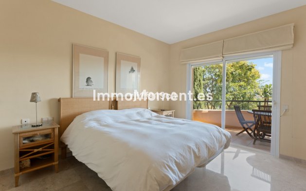 Resale - Apartment - Marbella - Elviria