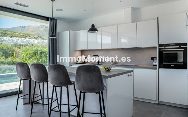 Wiederverkauf - Villa - Estepona  - Estepona Centro