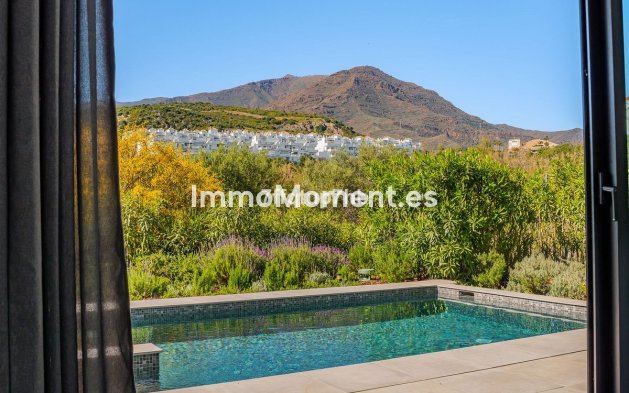 Wiederverkauf - Villa - Estepona  - Estepona Centro