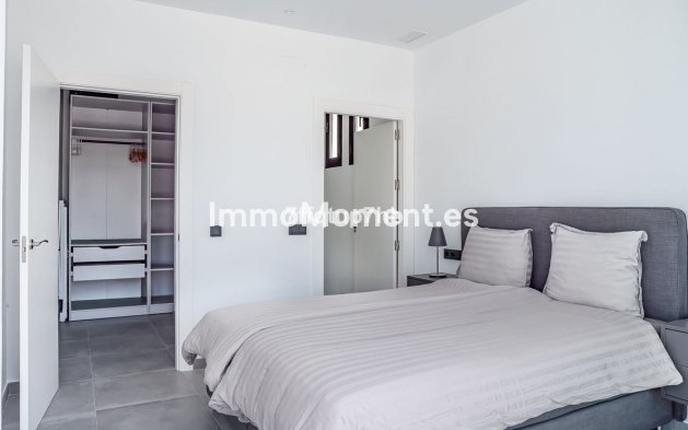 Wiederverkauf - Villa - Estepona  - Estepona Centro