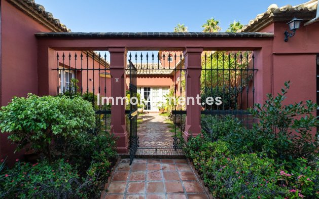 Revente - Villa - Benalmadena - Benalmadena Centro