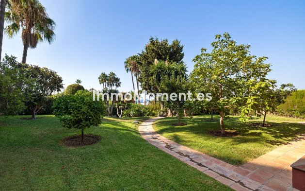 Revente - Villa - Benalmadena - Benalmadena Centro