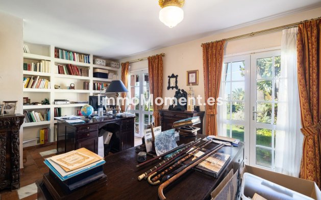 Revente - Villa - Benalmadena - Benalmadena Centro