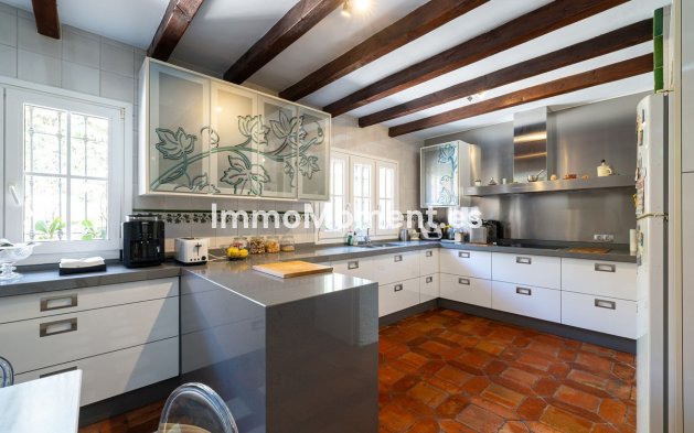 Revente - Villa - Benalmadena - Benalmadena Centro