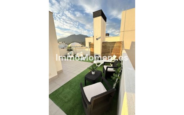 Resale - Apartment - Estepona - Estepona Centro