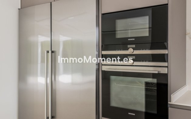 Resale - Villa - Marbella - Guadalmina Alta