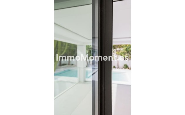 Resale - Villa - Marbella - Guadalmina Alta