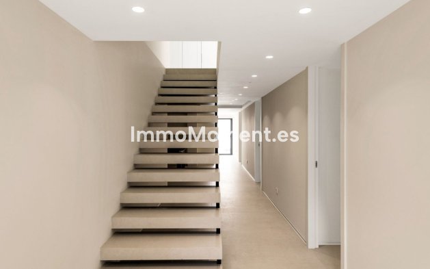 Resale - Villa - Marbella - Guadalmina Alta