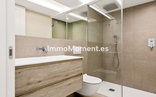 Resale - Villa - Marbella - Guadalmina Alta