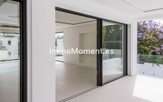 Resale - Villa - Marbella - Guadalmina Alta