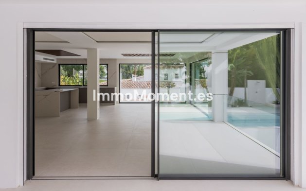 Resale - Villa - Marbella - Guadalmina Alta